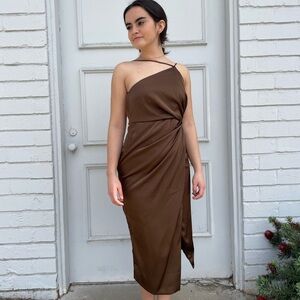 NWT Beautiful brown contenta midi dress